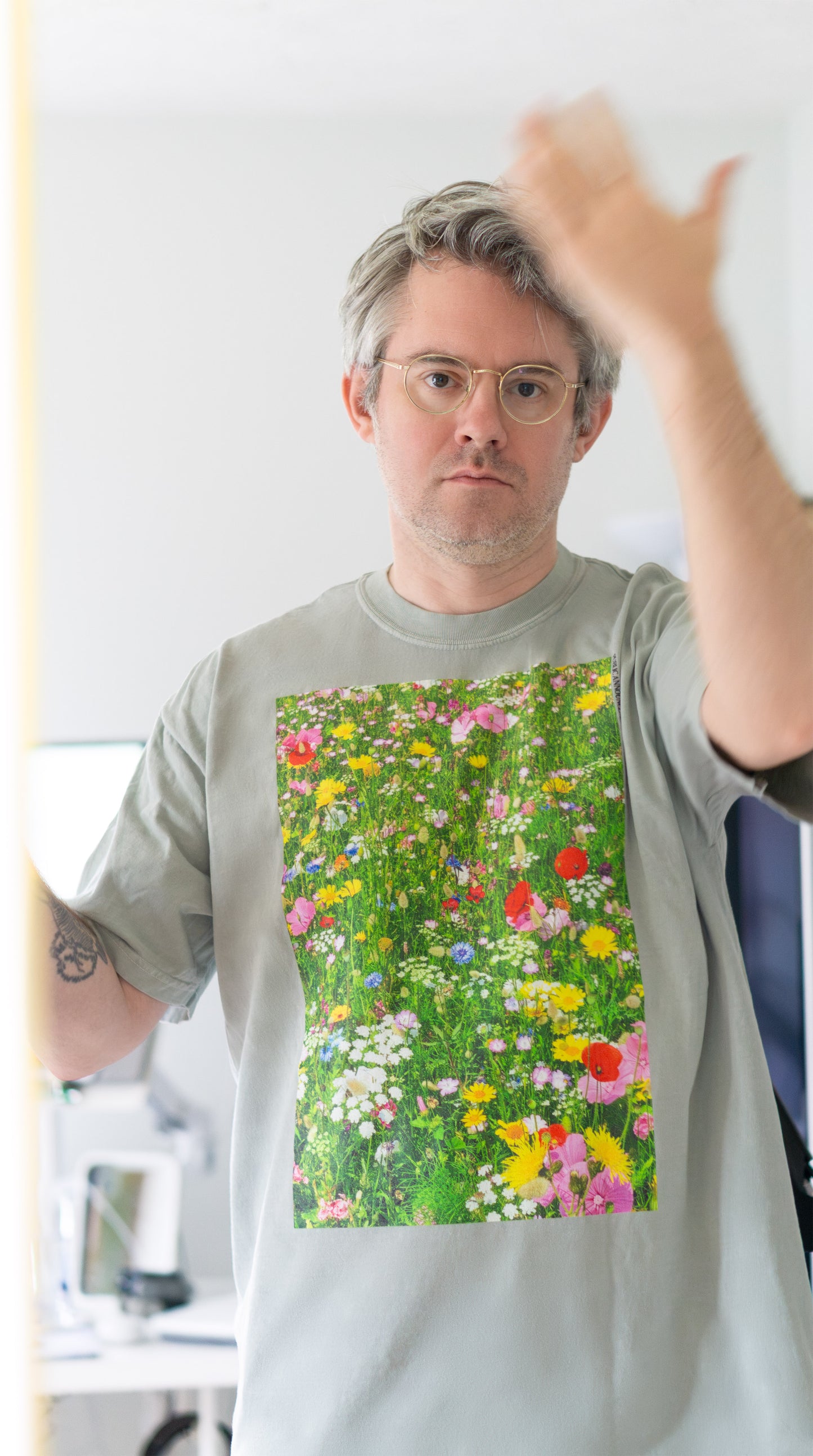 PA Flowers 02 Tee